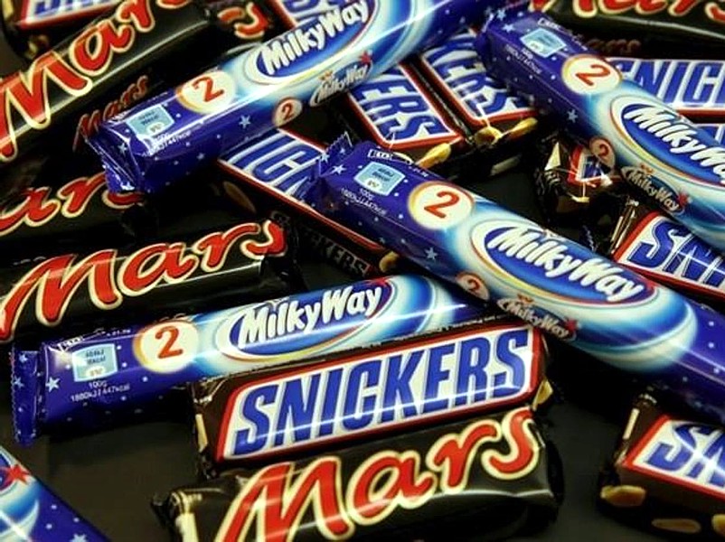 Mars: barrette al cioccolato e plastica al via il ritiro
