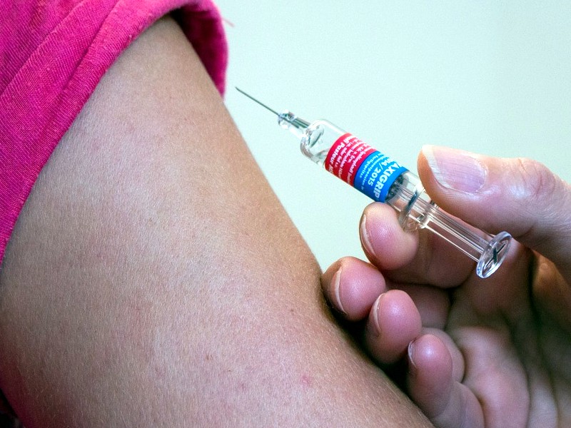 Vaccini: il ricatto ai medici non allineati!